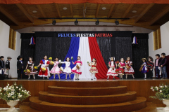 1-Kinder-C-La-pergola-de-las-flores-1