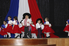 2-Medio-Mayor-A-Banderita-chilena-y-La-Mazamorra-7