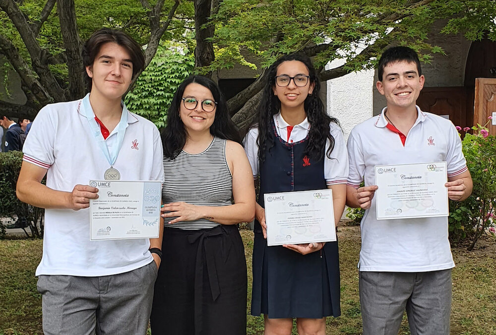 Camino a la medalla de plata nacional en Olimpiadas de Química UMCE 2022