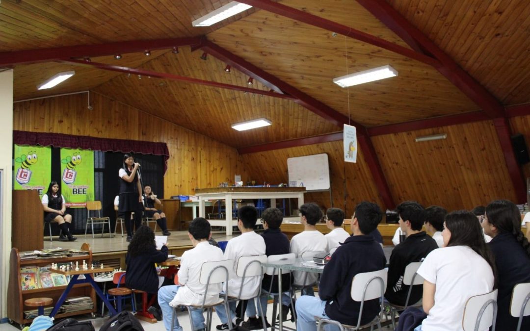 Emocionante final del Concurso de Spelling Bee en nuestra biblioteca
