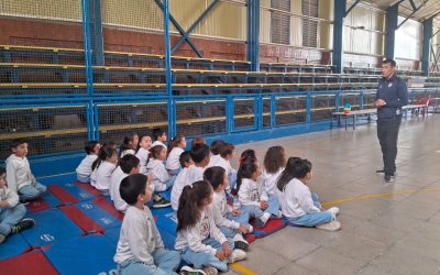 Kinder A, B y C viven su primer día de clases en el colegio