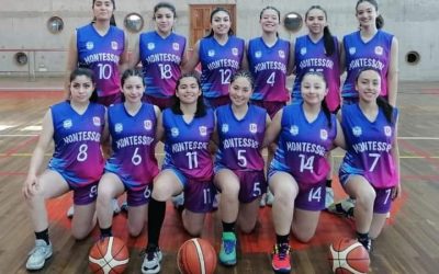 Vicente González y nuestras damas de básquetbol U17 brillan en los Regionales de los JDE