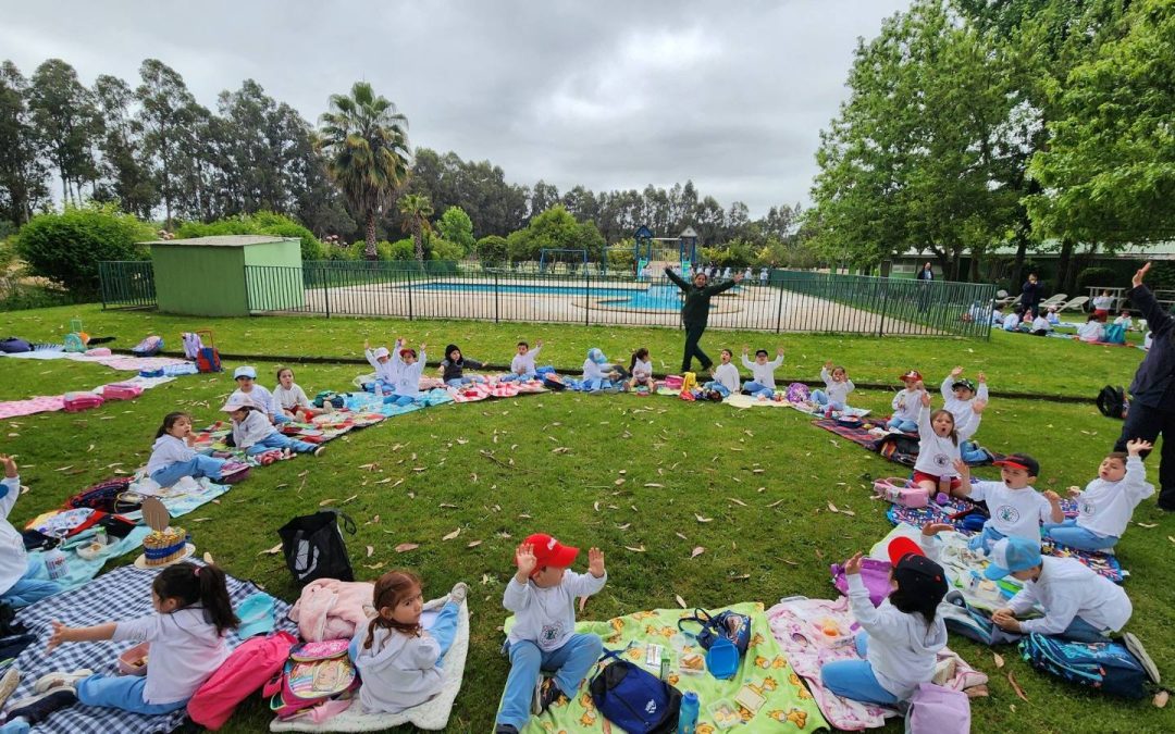 Risas y juegos al aire libre en la semana de la fantasía