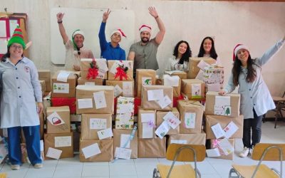 Campaña solidaria entrega de cajas navideñas