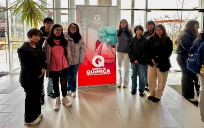 Jornada de ciencia en la Olimpiada de Química UMCE 2025