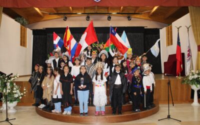 Acto cívico en conmemoración del Encuentro de Dos Mundos