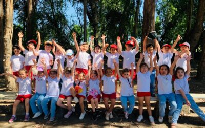 Picnic al aire libre en el Jardín Campanita