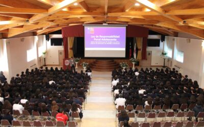 Charla sobre responsabilidad penal adolescente fortalece la formación estudiantil