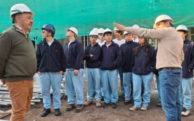 Estudiantes del electivo de Ingeniería conocen experiencias profesionales en construcción