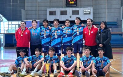 Nuestro equipo U14 de balonmano se consagró campeón comunal y provincial